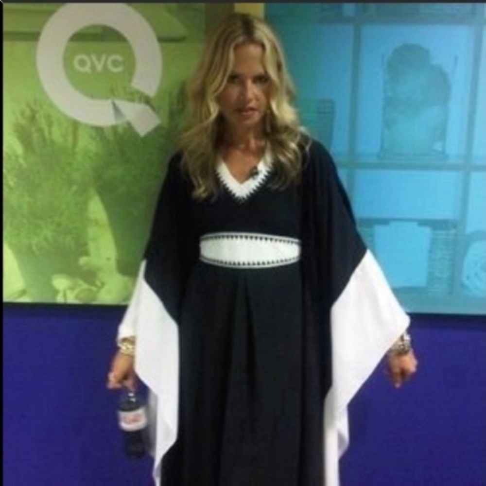 Rachel Zoe black and white embroidered kaftan
